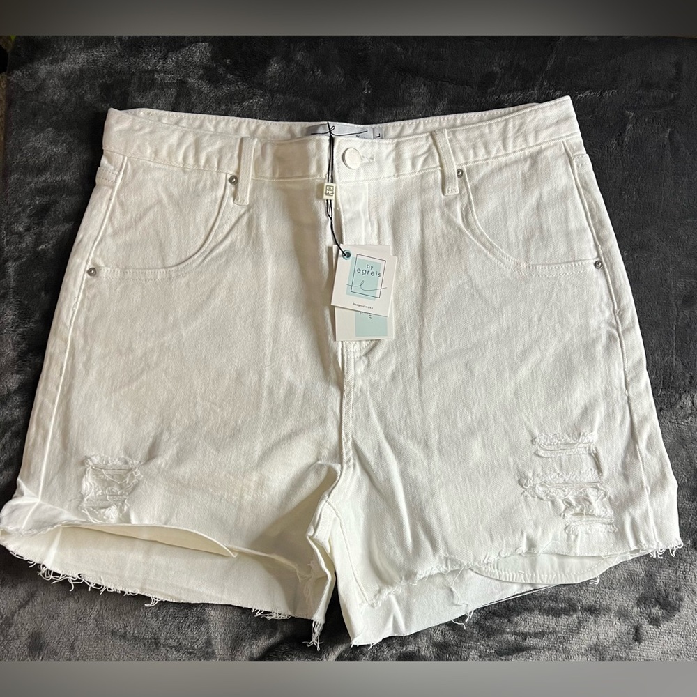By Egreis White Jean Vilma Shorts with Raw Edges